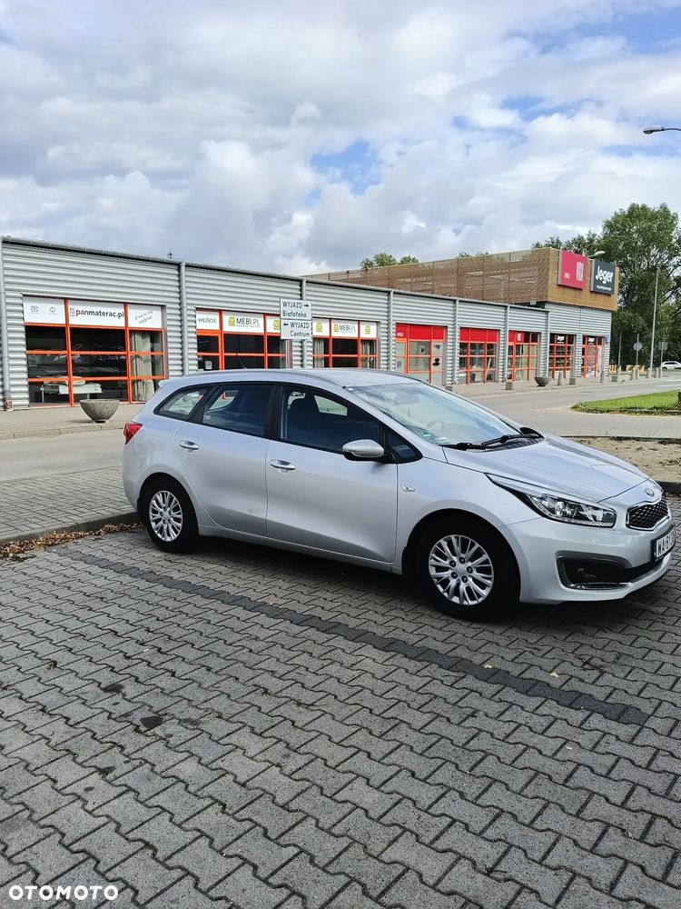 Kia Ceed - 3