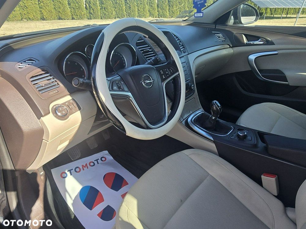 Opel Insignia - 13