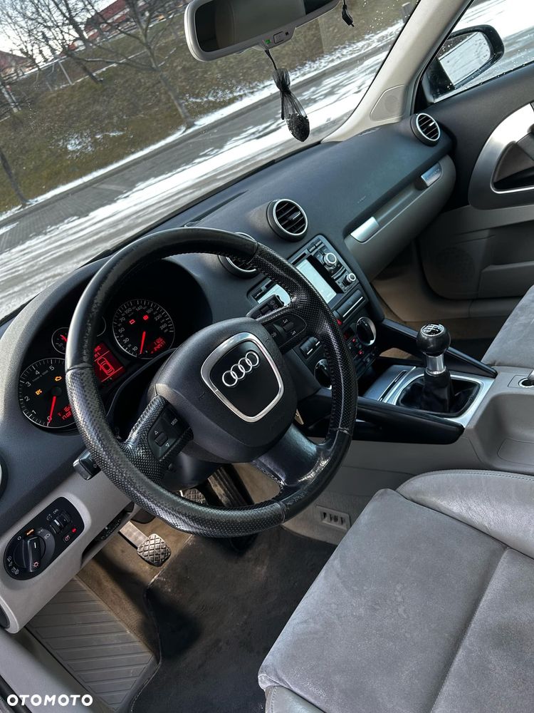 Audi A3 2.0 TFSI quattro Ambition - 11