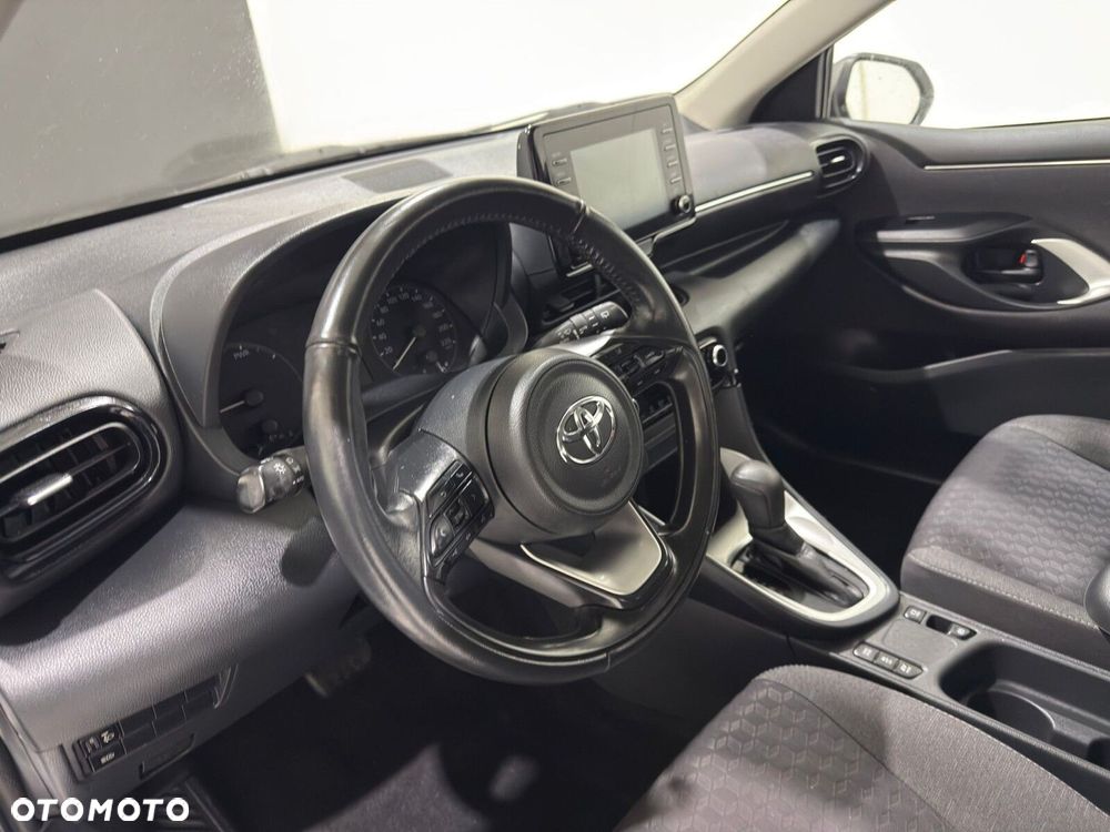 Toyota Yaris - 19