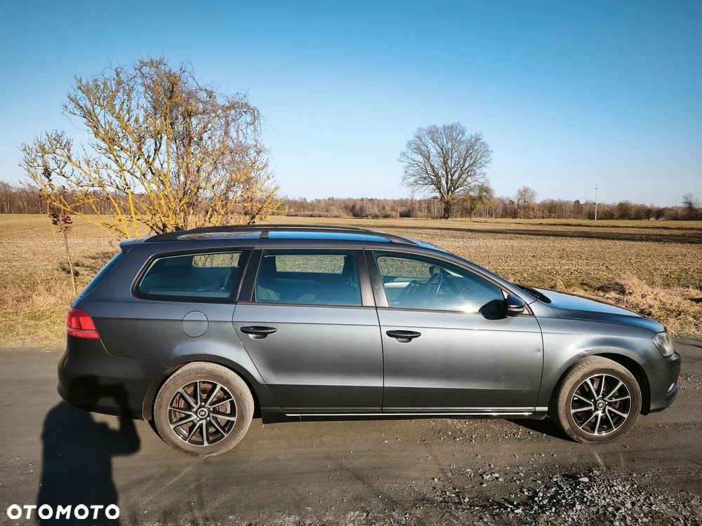 Volkswagen Passat 1.6 TDI BlueMotion Technology Trendline - 15