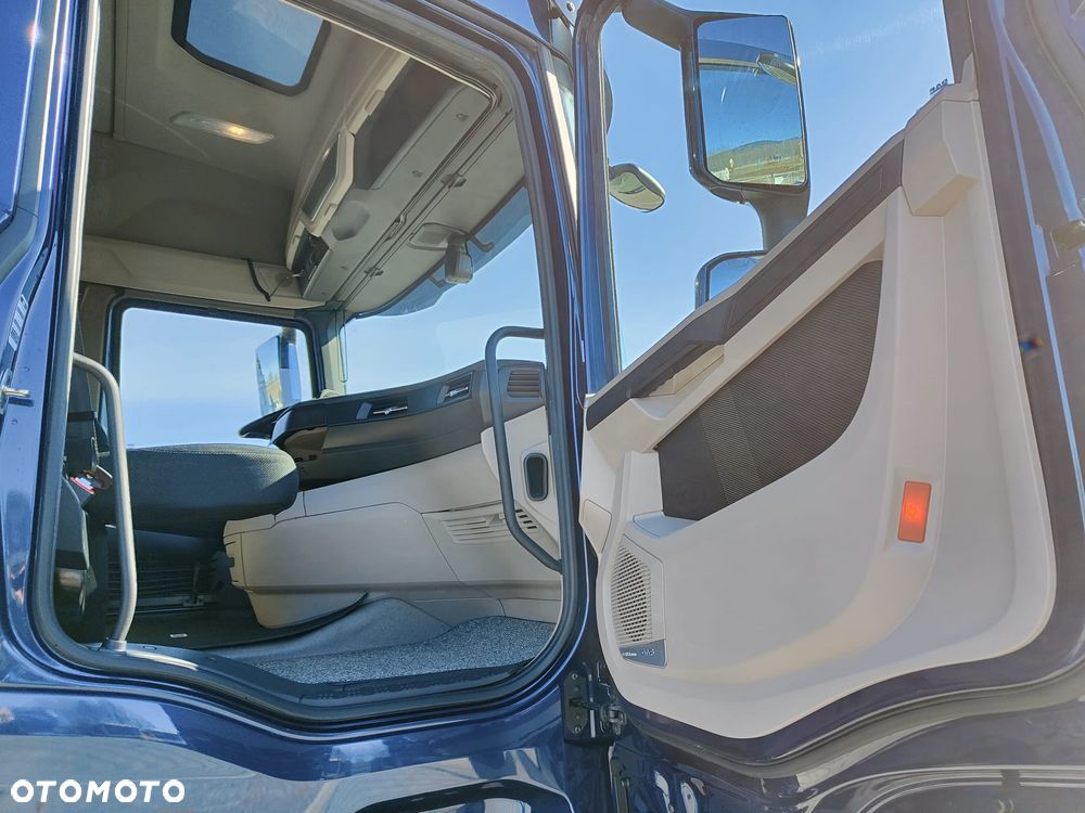 DAF XG 480  / EURO 6 / TV / BOGATE WYPOSAŻENIE / AUTOMAT / - 24