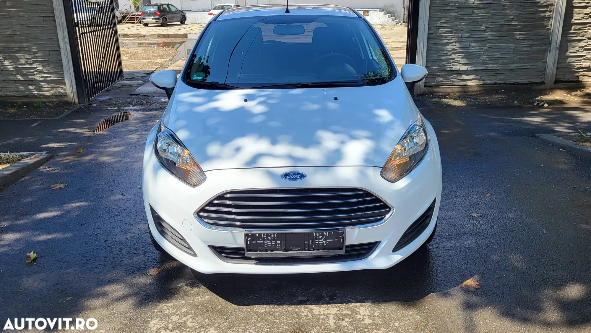 Ford Fiesta - 2