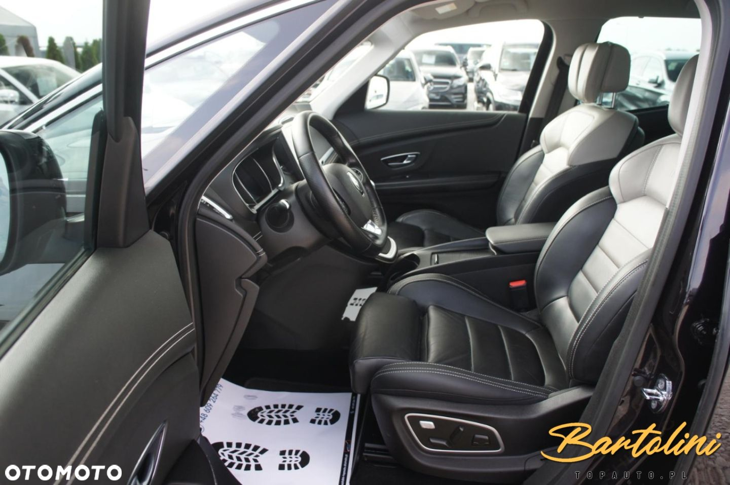 Renault Scenic - 12