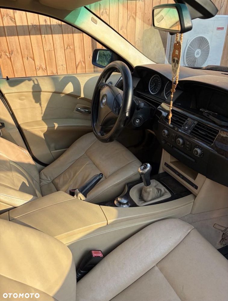 BMW Seria 5 530i - 11