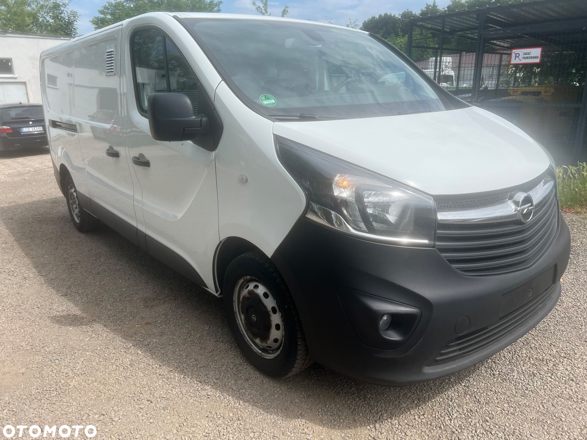 Opel Vivaro - 1
