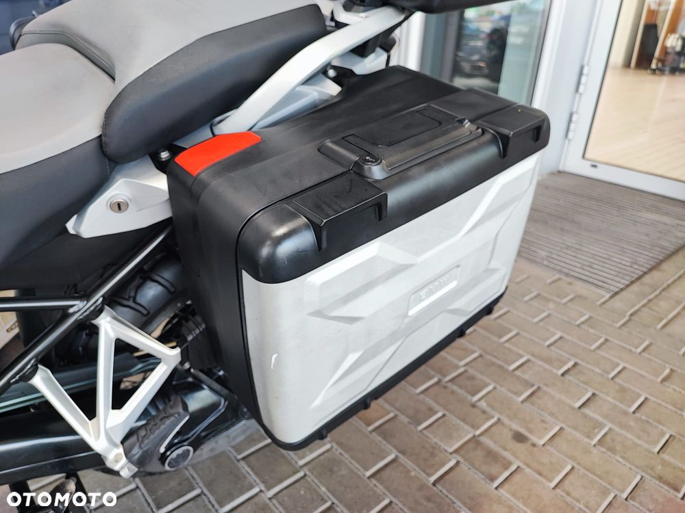 BMW R - 18