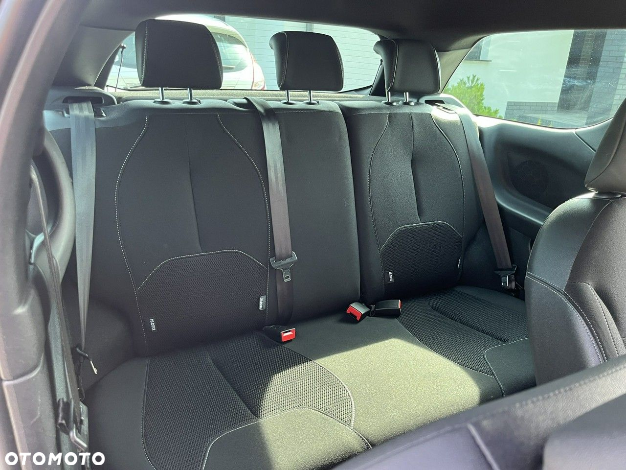 Citroën DS3 BlueHDi 100 CONNECTED CHIC - 19