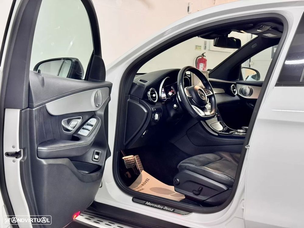 Mercedes-Benz GLC 250 d Coupé AMG Line 4-Matic - 24
