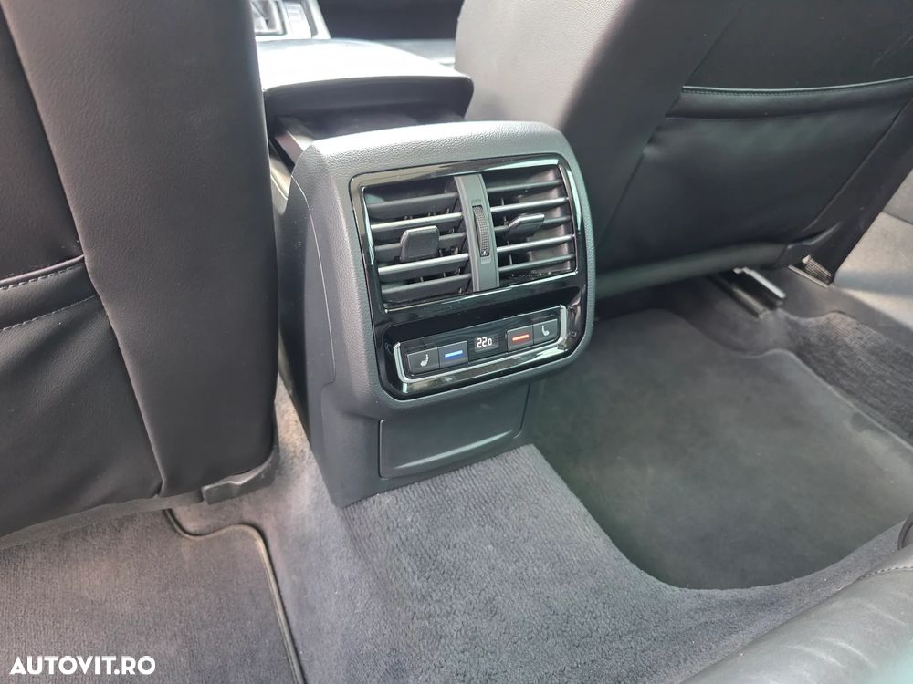 Volkswagen Passat 2.0 TDI (BlueMotion Technology) DSG Highline - 12