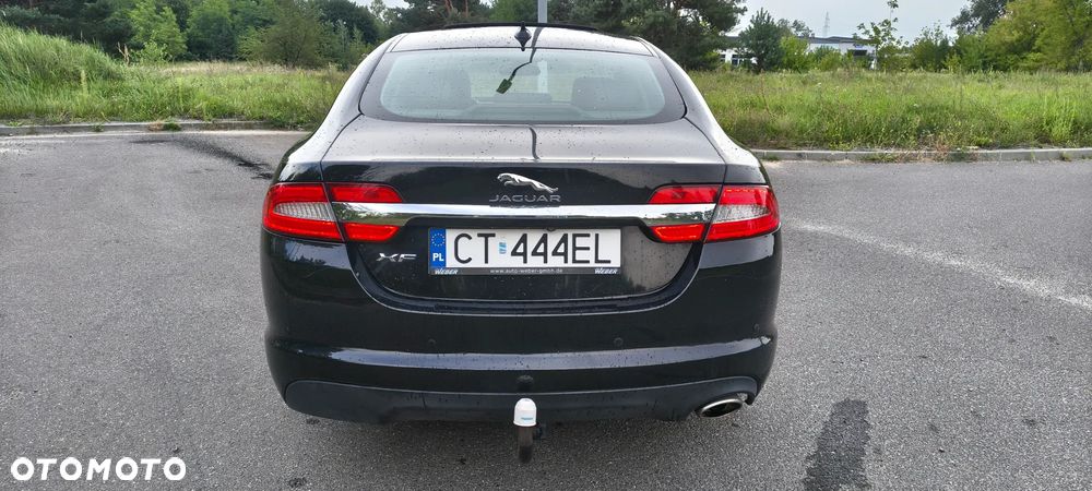 Jaguar XF 2.2 D Luxury - 6