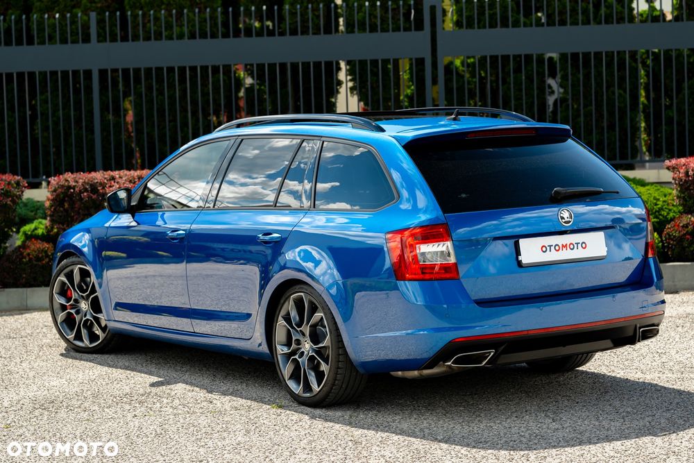 Skoda Octavia 2.0 TSI (Green tec) DSG RS - 11