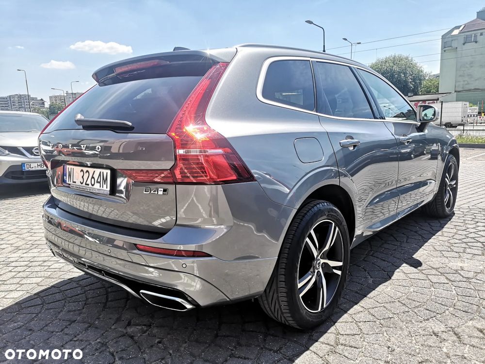 Volvo XC 60 D4 AWD R-Design - 3