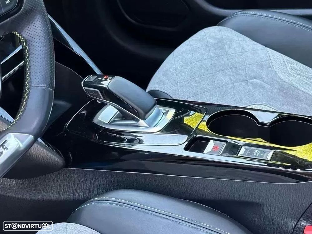 Peugeot e-208 50 kWh GT Pack - 14