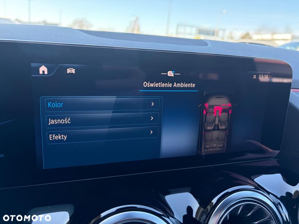 Mercedes-Benz GLA 200 mHEV AMG Line 7G-DCT - 28