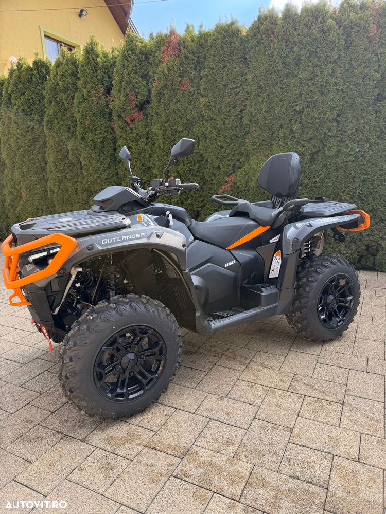 Can-Am Outlander Max - 5