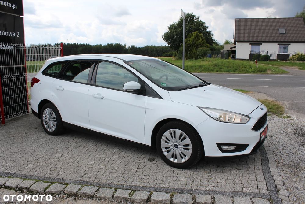 Ford Focus - 8