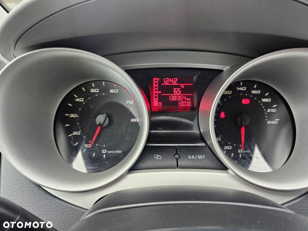 Seat Ibiza 1.4 16V Style - 11