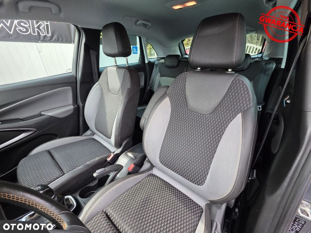 Opel Crossland X - 19