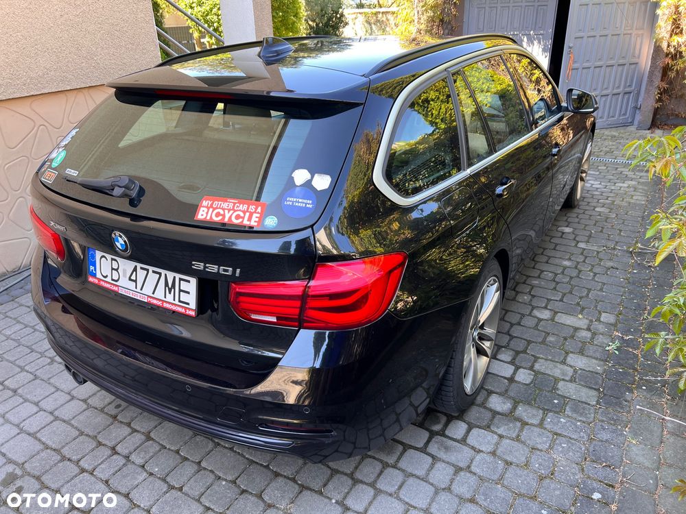 BMW Seria 3 330i xDrive Edition Luxury Line Purity - 4