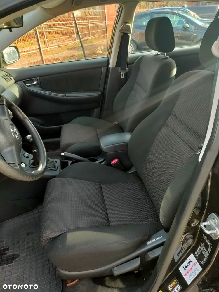 Toyota Corolla 1.6 VVT-i Terra - 9