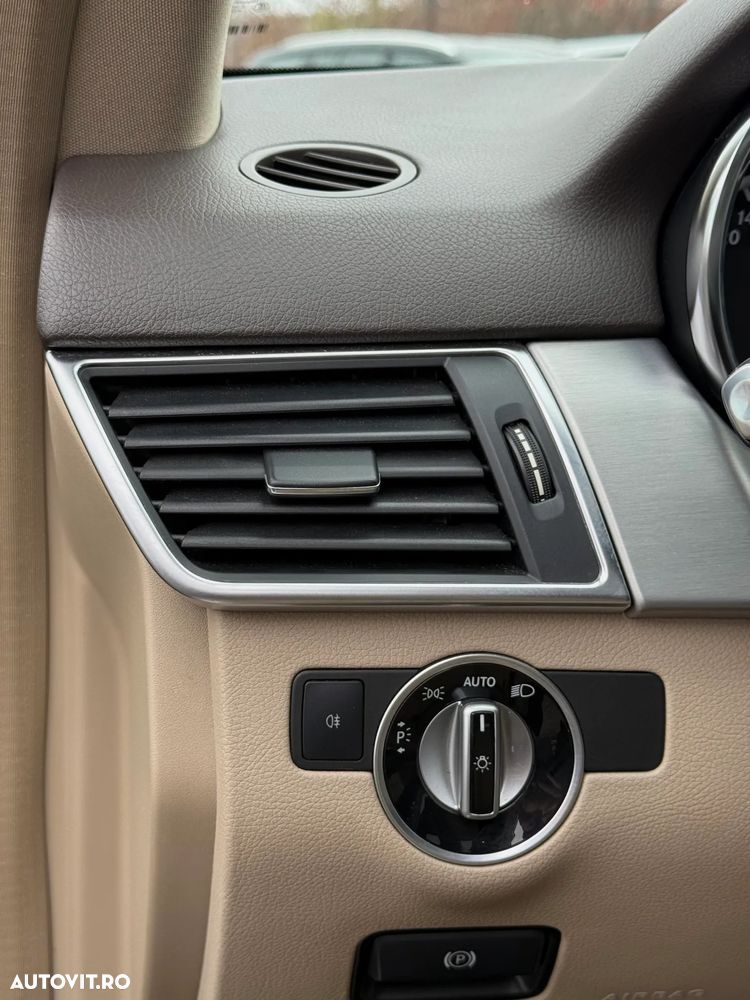 Mercedes-Benz ML 350 BlueTEC 4MATIC 7G-TRONIC - 27