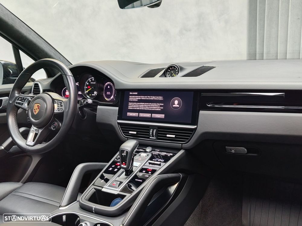 Porsche Cayenne Turbo S E-Hybrid - 13