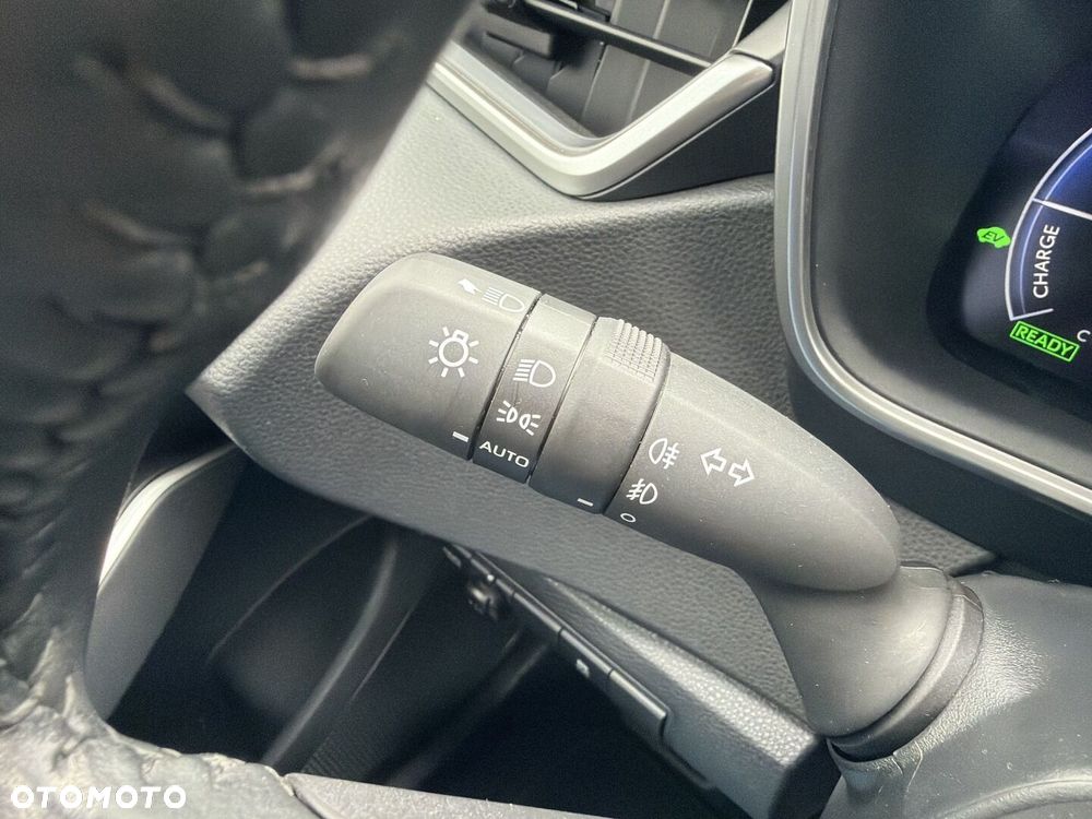 Toyota Corolla 1.8 Hybrid Comfort - 18