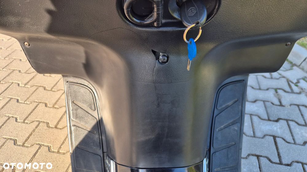 Piaggio Xevo - 9