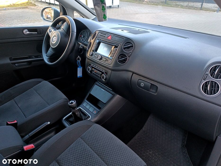 Volkswagen Golf Plus 1.6 TDI BlueMot Comfortline - 25
