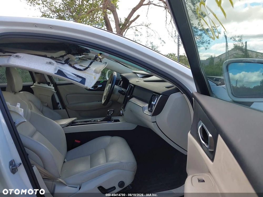 Volvo S60 - 33