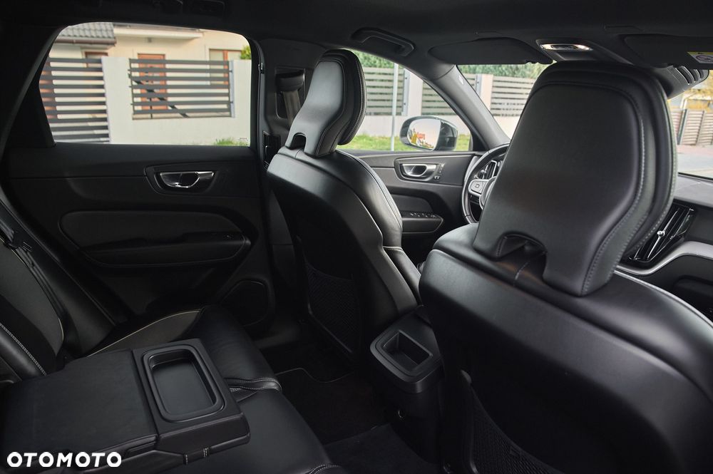 Volvo XC 60 D4 Geartronic RDesign - 30