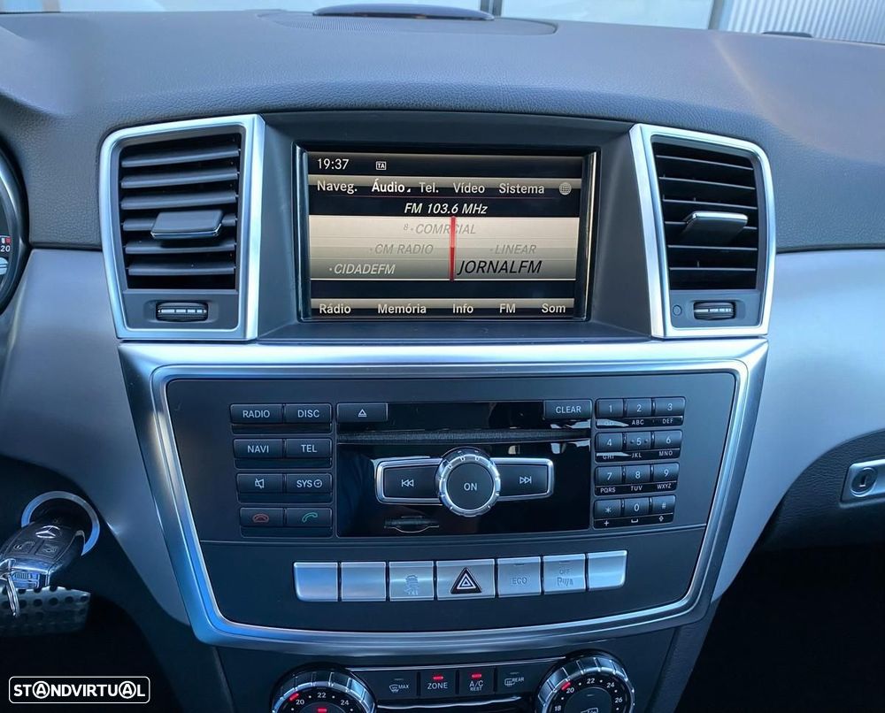 Mercedes-Benz ML 250 BlueTEC - 11