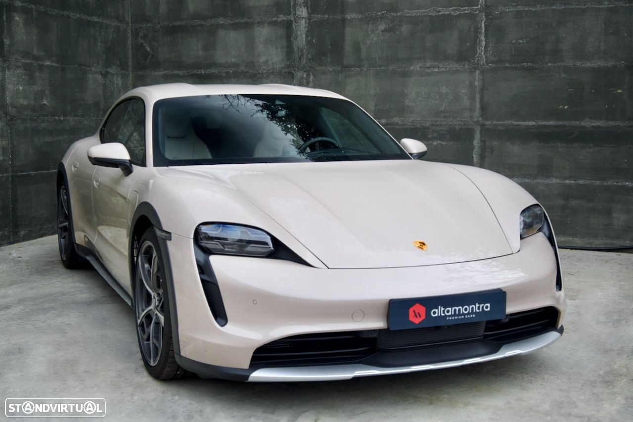 Porsche Taycan Cross Turismo 4S - 1
