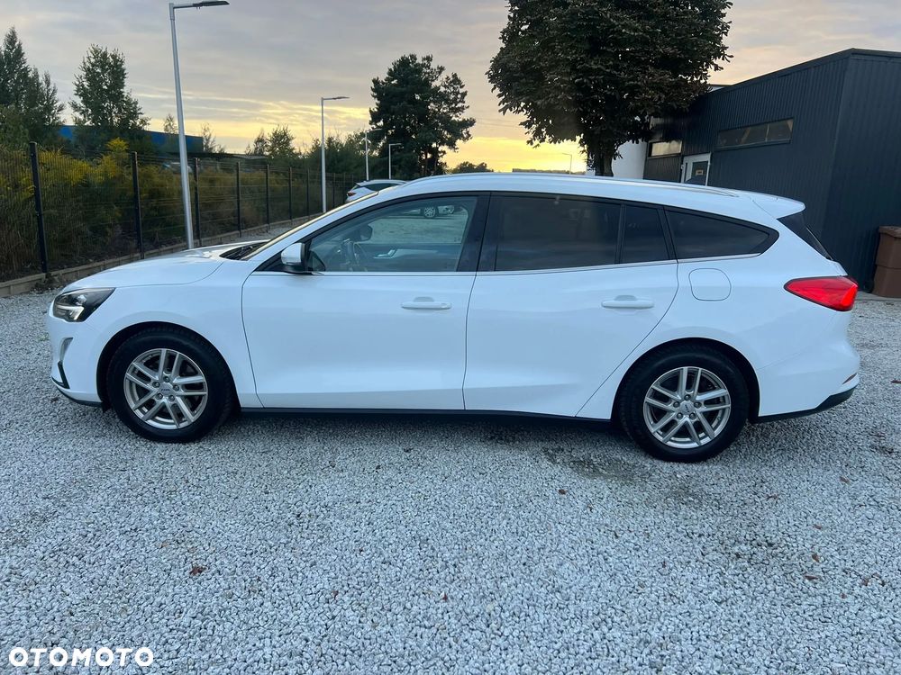 Ford Focus Turnier 2.0 EcoBlue Start-Stopp-System TITANIUM - 5