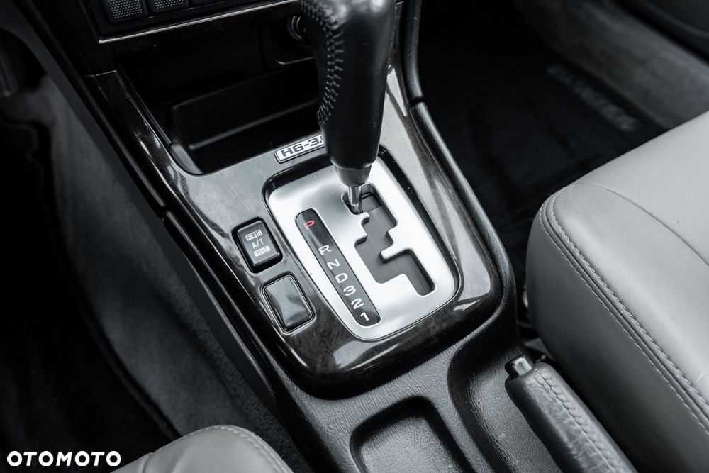 Subaru Outback 3.0 H6 - 30