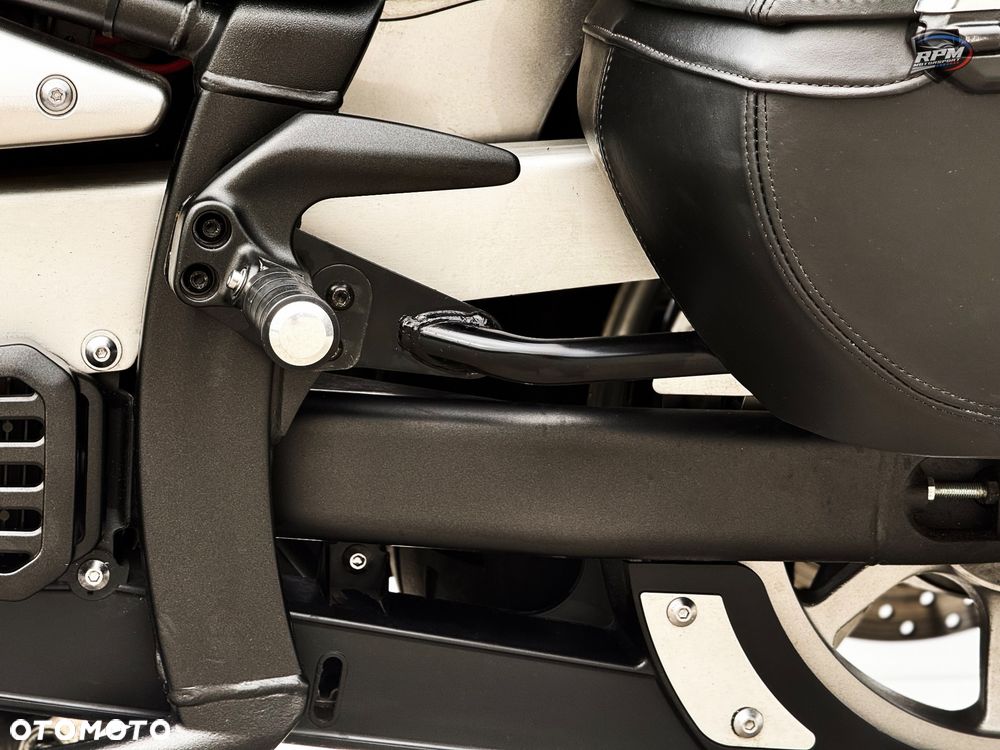 Yamaha XVS - 35