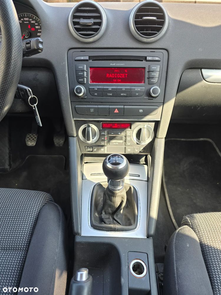 Audi A3 Sportback 1.6 Ambition - 10