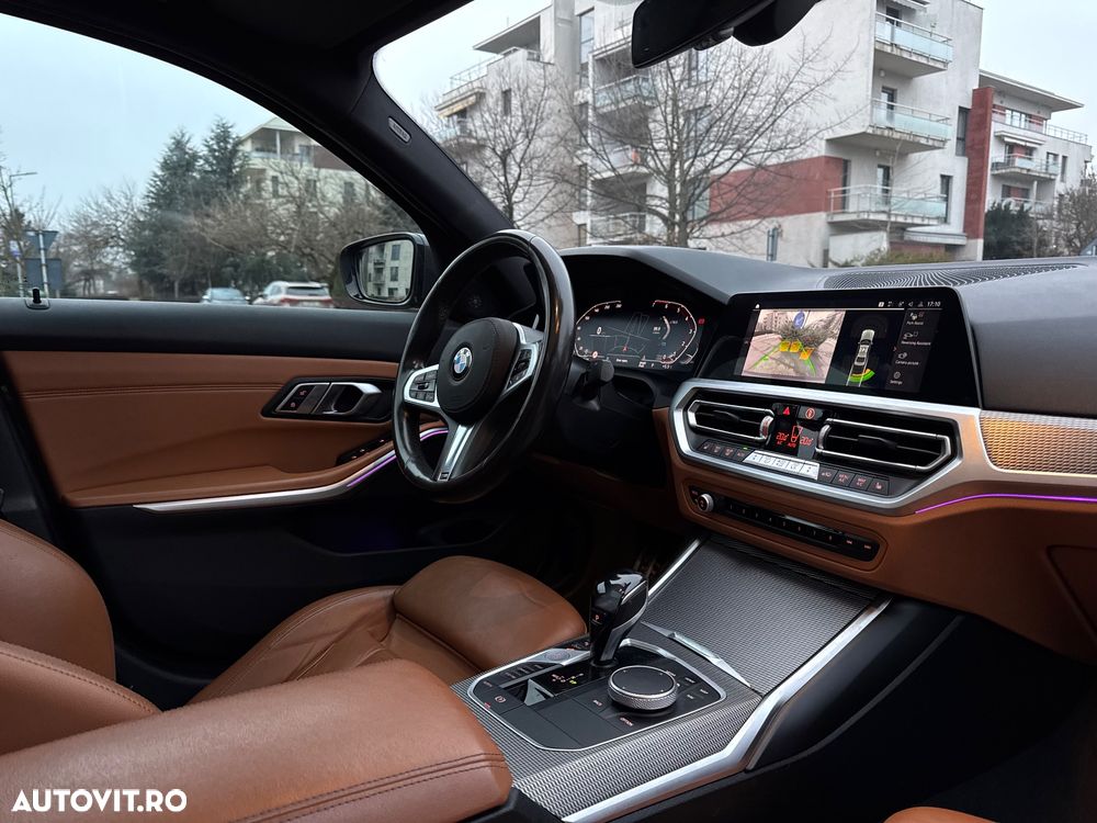 BMW Seria 3 330i AT - 15