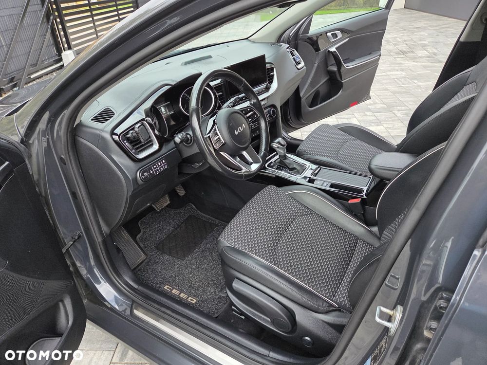 Kia Ceed 1.6 GDI DCT OPF Inspiration - 30