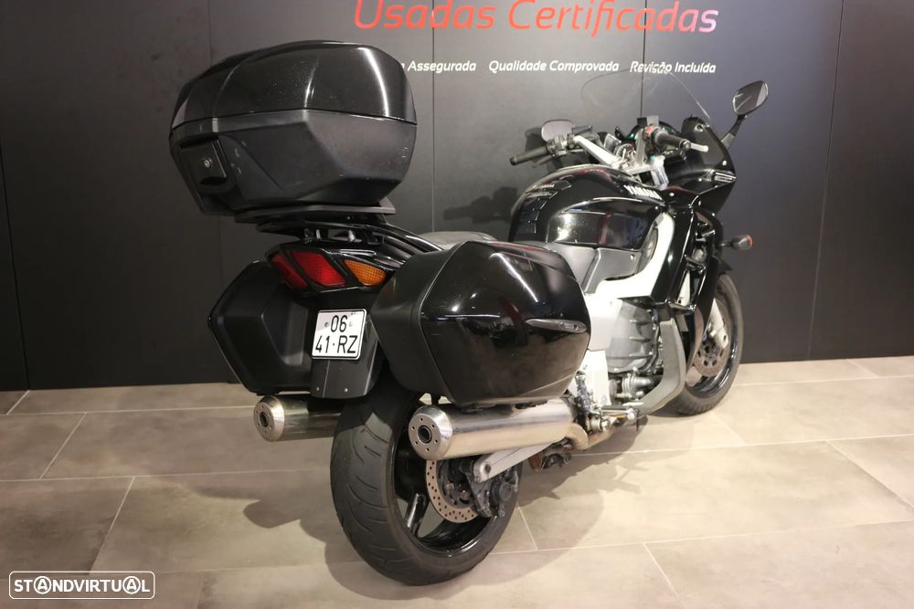 Yamaha FJR 1300 - 10