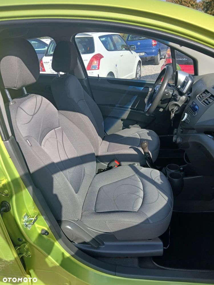 Chevrolet Spark - 16