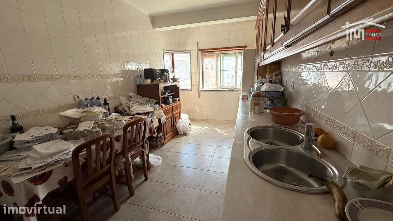 Apartamento T3 2ºandar, Arrecadação, Varandas, Suite, Boas Áreas - ... - Grande imagem: 4/20