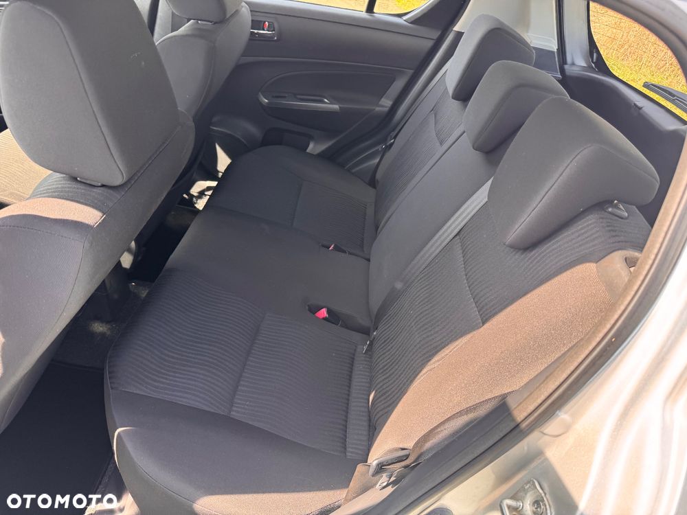 Suzuki Swift - 19