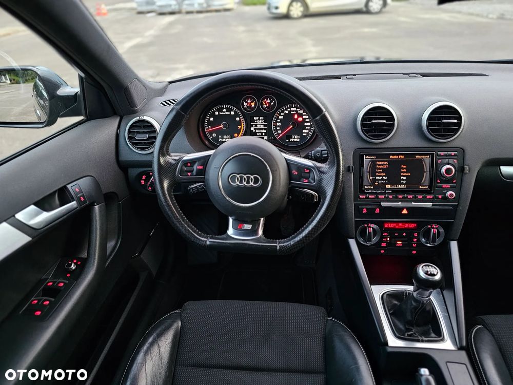 Audi A3 Sportback 1.4 TFSI S line Sportpaket (plus) - 11