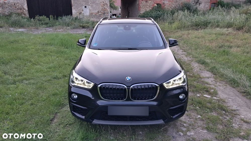 BMW X1 xDrive18d xLine - 3