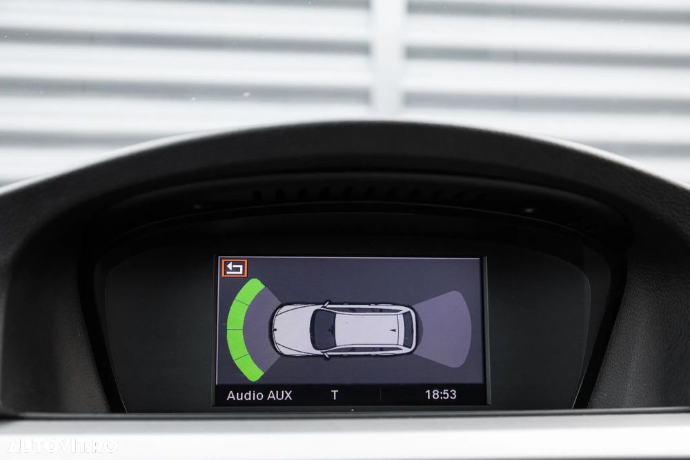 BMW Seria 3 - 28