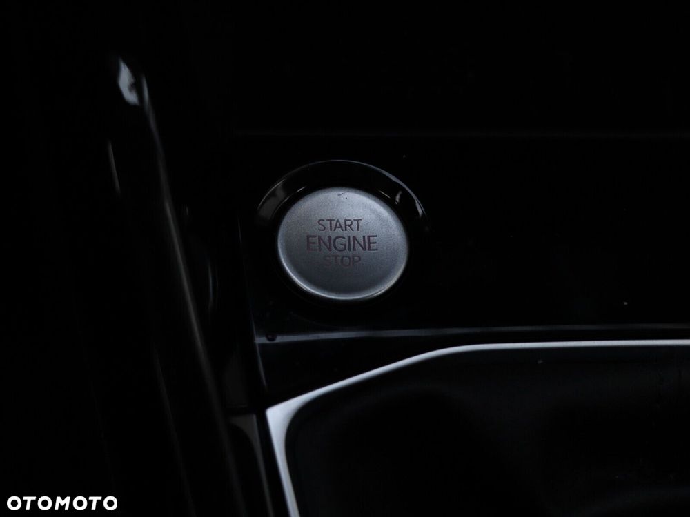 Volkswagen T-Cross - 18