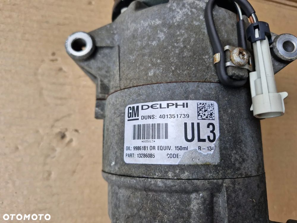 Sprężarka kompresor klimatyzacji Opel Astra H Zafira B 13286085 UL3 - 2