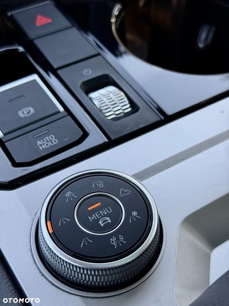 Volkswagen Touareg 3.0 V6 TDI SCR 4Mot R-Line - 16